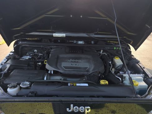 Used 2016 Jeep Wrangler Unlimited Sport w/ Quick Order Package 24S AWD/4WD image 12