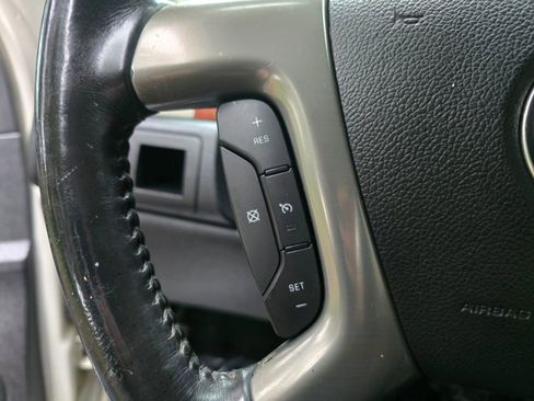 Used 2014 GMC Yukon SLE image 23