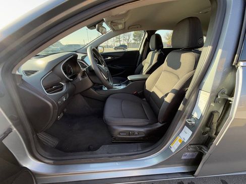 Used 2023 Chevrolet Malibu LT image 10