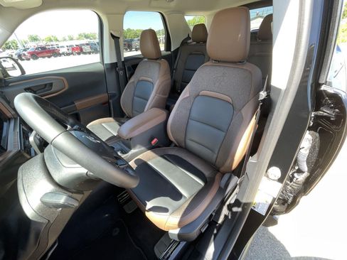 Used 2025 Ford Bronco Sport Outer Banks w/ Outer Banks Tech Package+ AWD/4WD image 9