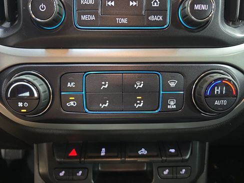 Used 2016 Chevrolet Colorado LT w/ Luxury Package, Chrome AWD/4WD image 21