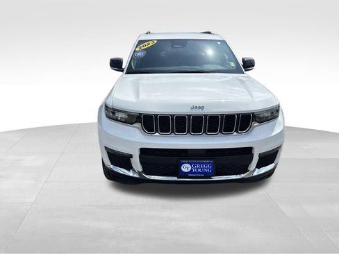 Used 2023 Jeep Grand Cherokee L Limited AWD/4WD image 10