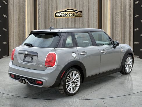 Used 2019 MINI Cooper S image 7