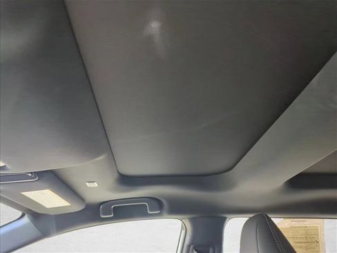 Used 2025 Toyota bZ4X FWD image 12