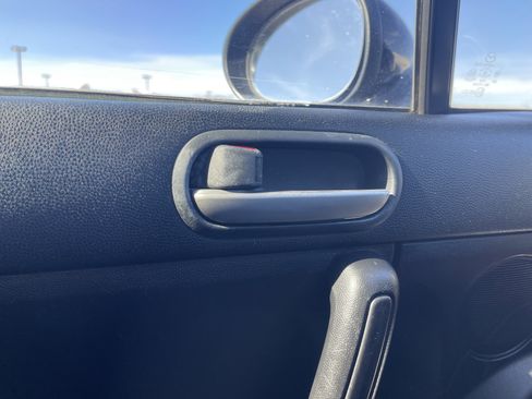 Used 2011 MAZDA MX-5 Miata Touring image 21