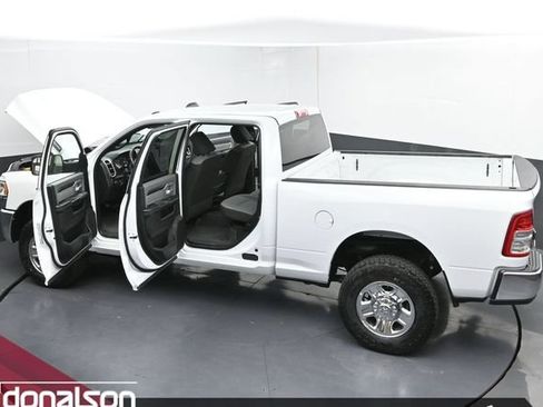 Used 2022 RAM 2500 Big Horn w/ Cold Weather Group AWD/4WD image 26