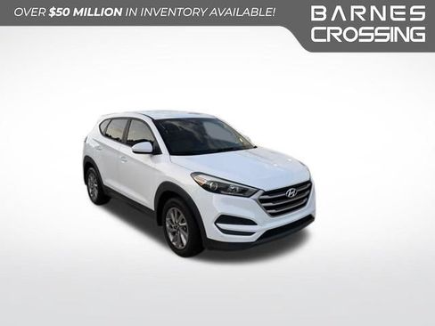 Used 2017 Hyundai Tucson SE FWD image 1