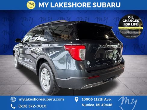 Used 2022 Ford Explorer XLT w/ Equipment Group 202A AWD/4WD image 5