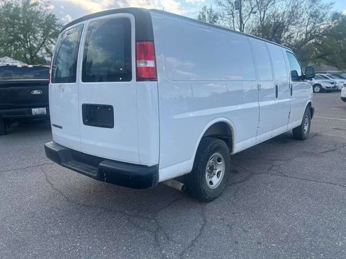 Used 2022 Chevrolet Express 2500 Extended w/ Driver Convenience Package RWD image 5