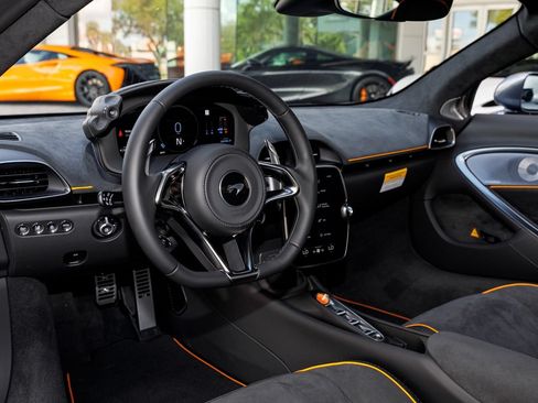 New 2026 McLaren Artura RWD image 38
