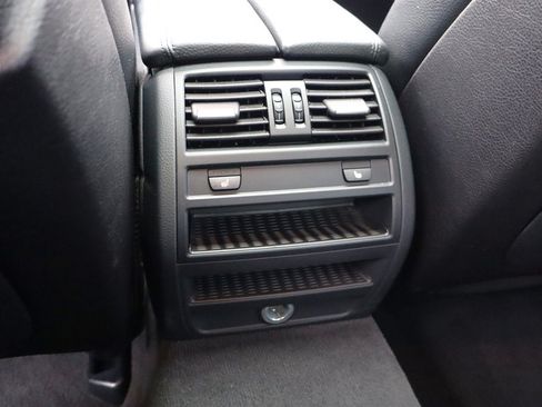 Used 2013 BMW 550i Sedan RWD image 19