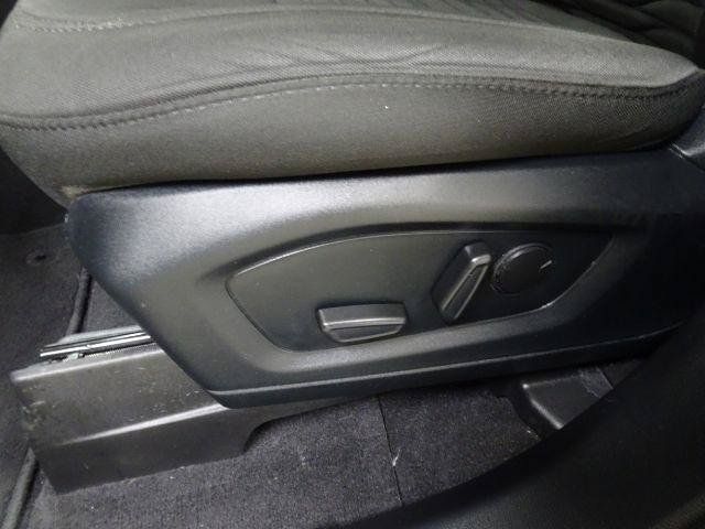 Used 2021 Ford Explorer XLT RWD image 18
