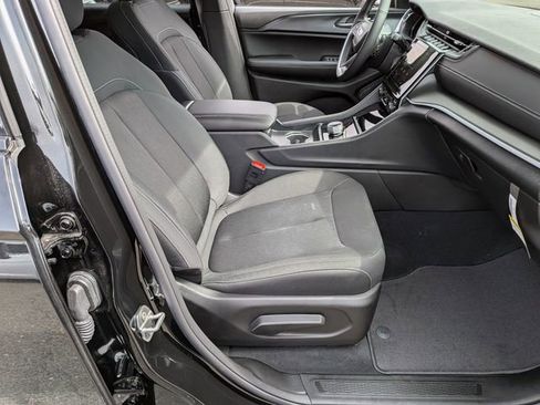 New 2026 Jeep Grand Cherokee L 4WD image 27