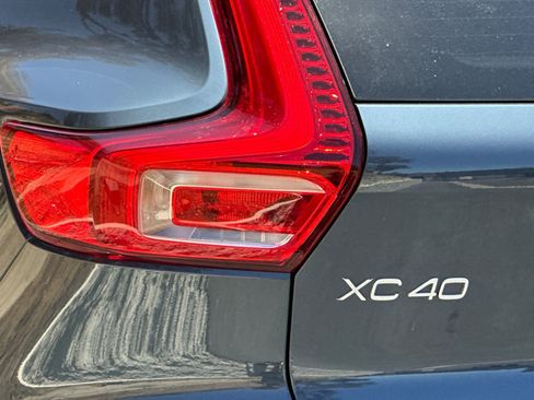 New 2026 Volvo XC40 B5 Plus AWD/4WD image 23