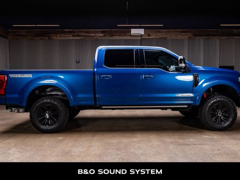 Used 2022 Ford F250 Lariat w/ Tremor Off-Road Package image 10