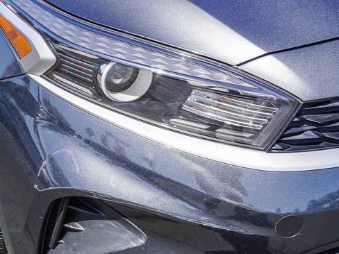 Used 2024 Kia Forte LXS image 10