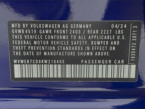 Used 2024 Volkswagen Golf R w/ MDO Package image 34