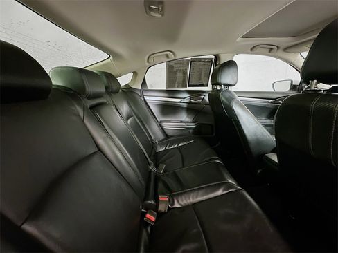 Used 2017 Honda Civic EX-L image 27