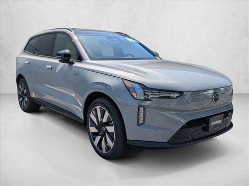 New 2026 Volvo EX90 Plus AWD/4WD image 6