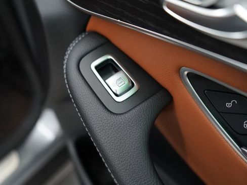 Used 2021 Mercedes-Benz GLC 43 AMG 4MATIC image 99