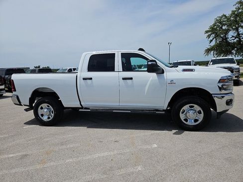 New 2026 RAM 2500 Tradesman AWD/4WD image 9