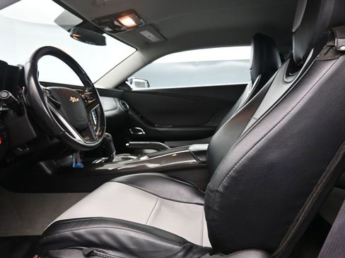 Used 2015 Chevrolet Camaro SS w/ Rear Vision Package RWD image 9