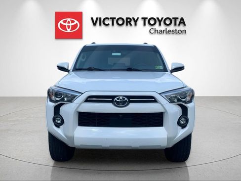 Used 2024 Toyota 4Runner SR5 Premium w/ Moonroof Package AWD/4WD image 8