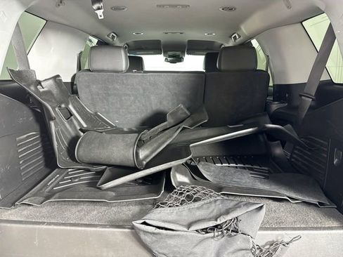 Used 2020 Chevrolet Tahoe LT image 32