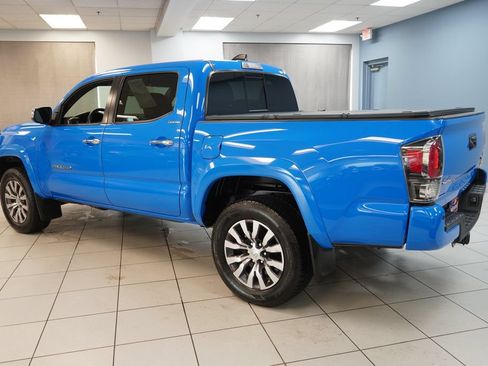 Used 2021 Toyota Tacoma Limited AWD/4WD image 8
