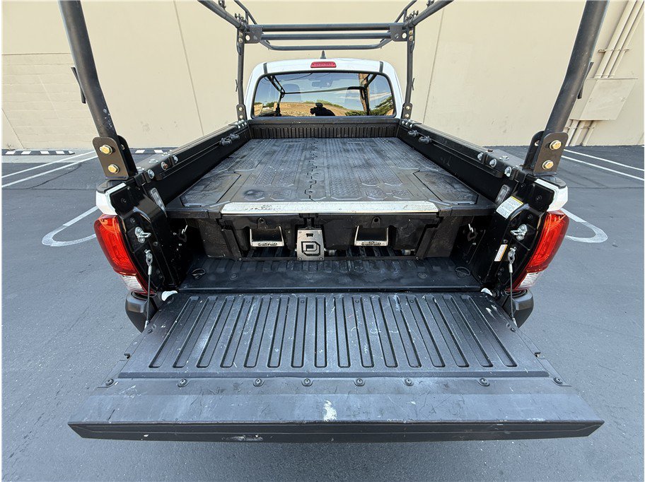 Used 2023 Toyota Tacoma SR RWD image 27