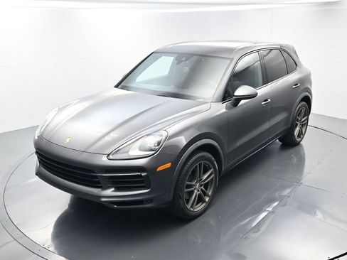 Used 2019 Porsche Cayenne image 32