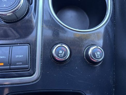 Used 2017 Nissan Maxima Platinum image 24