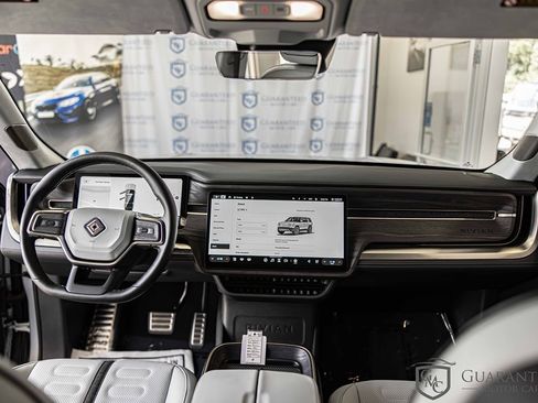 Used 2024 Rivian R1S Adventure image 37
