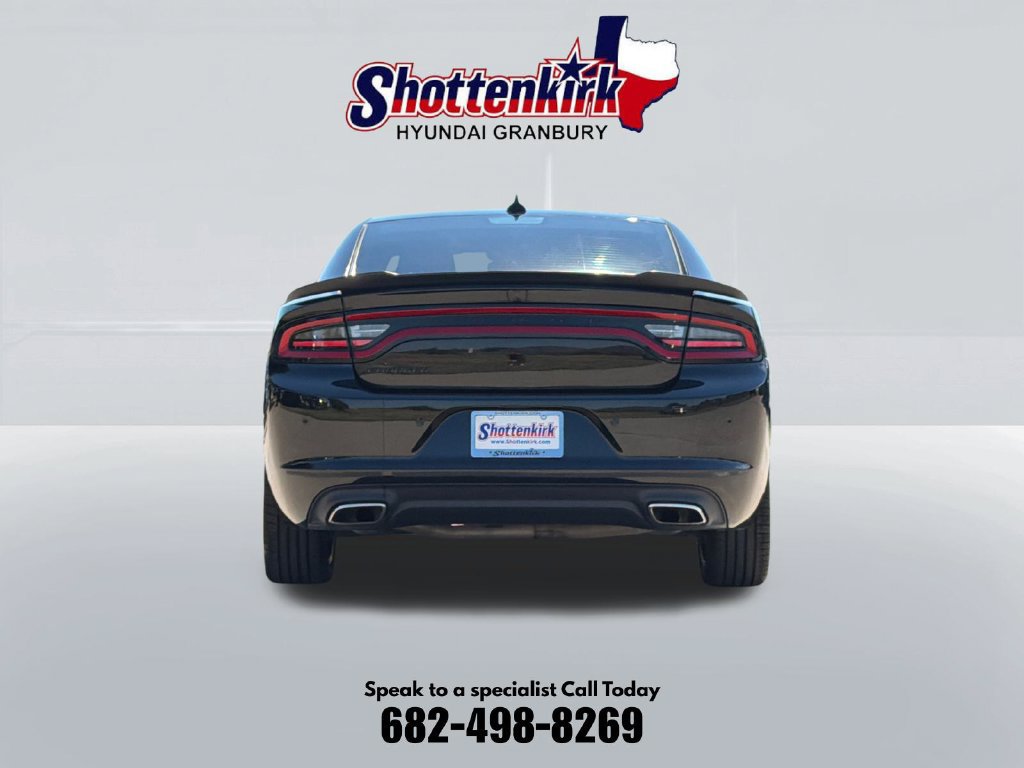 Used 2023 Dodge Charger SXT w/ Blacktop Package RWD image 7