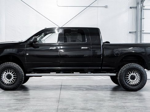 Used 2015 RAM 3500 Laramie Longhorn image 3