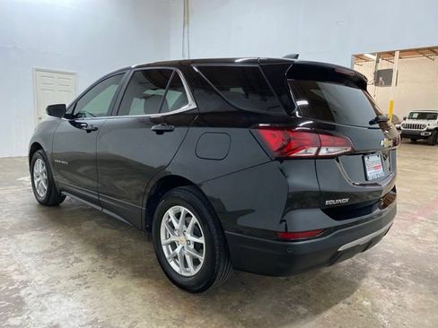 Used 2022 Chevrolet Equinox LT FWD image 3