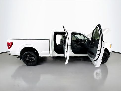 Used 2021 Ford F150 XLT w/ Trailer Tow Package image 26