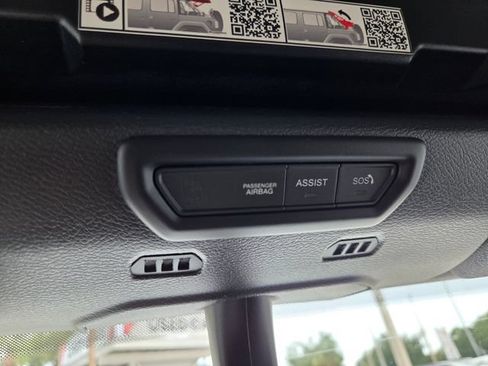 Used 2022 Jeep Wrangler Unlimited Sahara AWD/4WD image 29