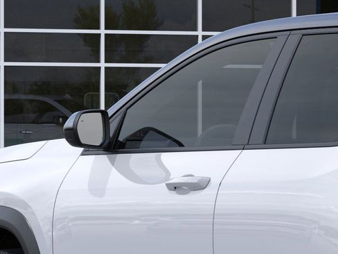 New 2026 Chevrolet Equinox LT image 12