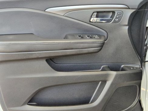Used 2021 Honda Pilot Special Edition image 11
