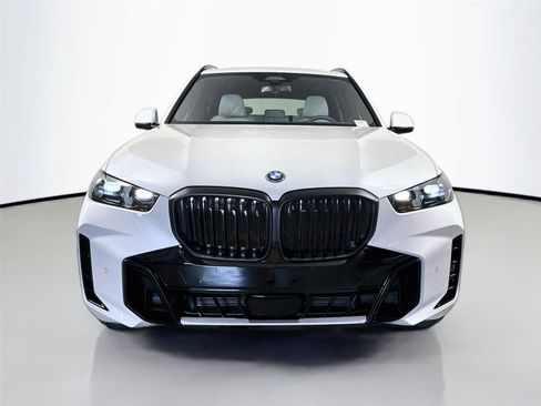New 2026 BMW X5 xDrive50e w/ M Sport Package AWD/4WD image 2