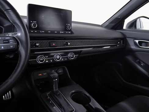 Used 2024 Honda Civic Sport image 29