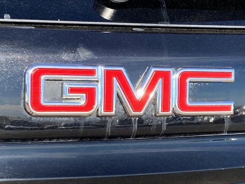 Used 2021 GMC Terrain SLE w/ Driver Convenience Package image 32