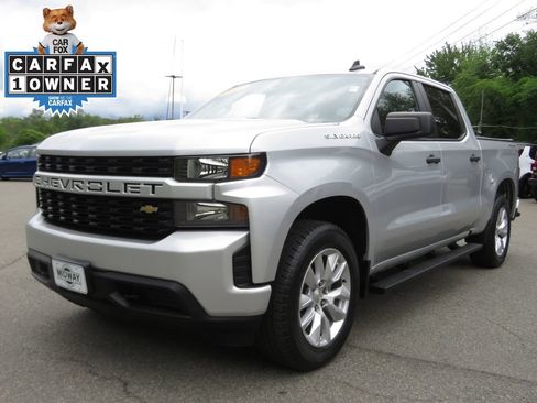 Used 2022 Chevrolet Silverado 1500 Custom AWD/4WD image 1