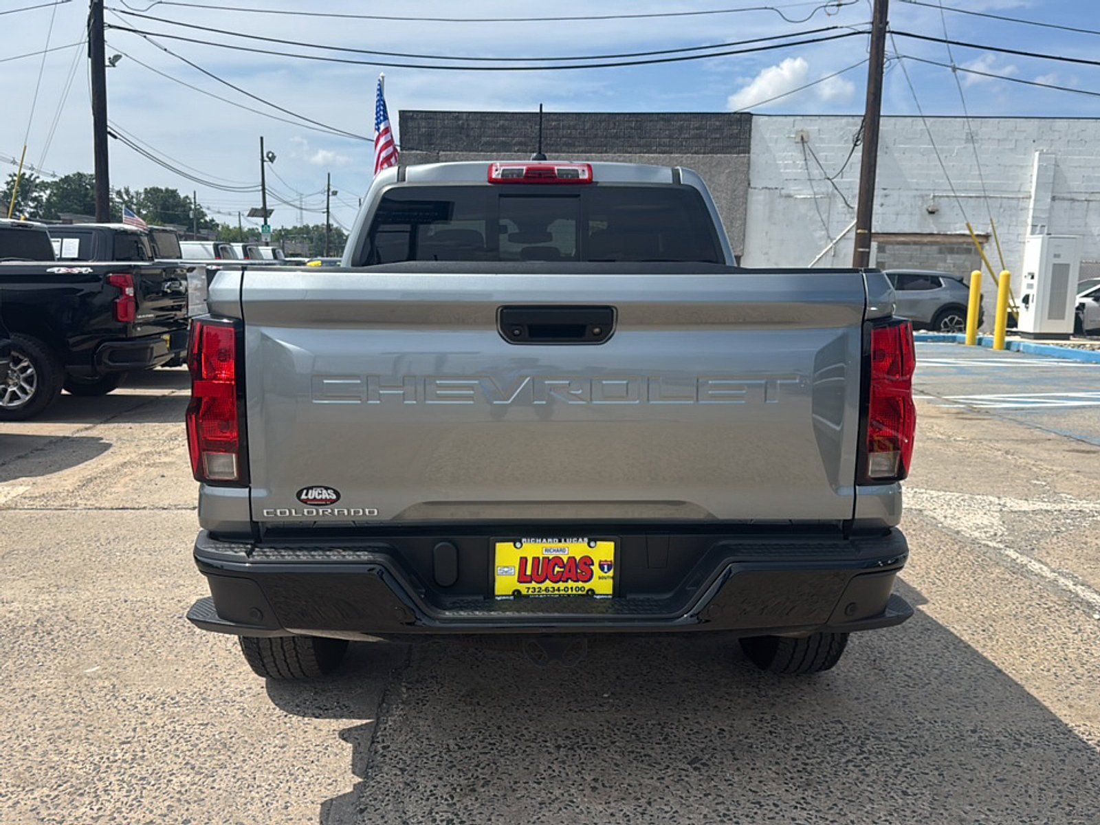 Certified 2023 Chevrolet Colorado Trail Boss AWD/4WD image 6