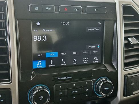 Used 2019 Ford F350 Lariat w/ Lariat Ultimate Package AWD/4WD image 17