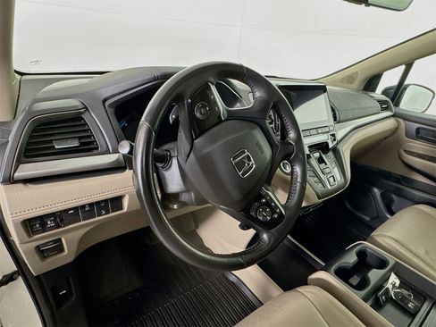 Used 2018 Honda Odyssey EX-L image 9