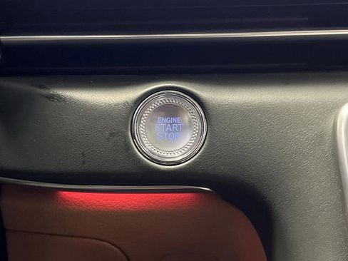 Used 2025 Genesis GV80 3.5T Advanced image 25