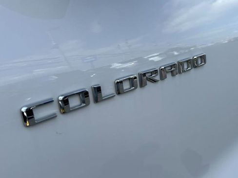 Certified 2023 Chevrolet Colorado Z71 w/ Advanced Trailering Package image 30