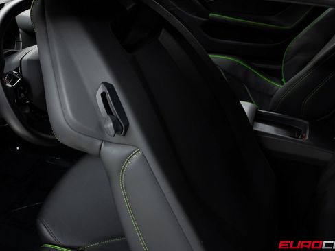 Used 2023 Lamborghini Huracan EVO RWD image 36